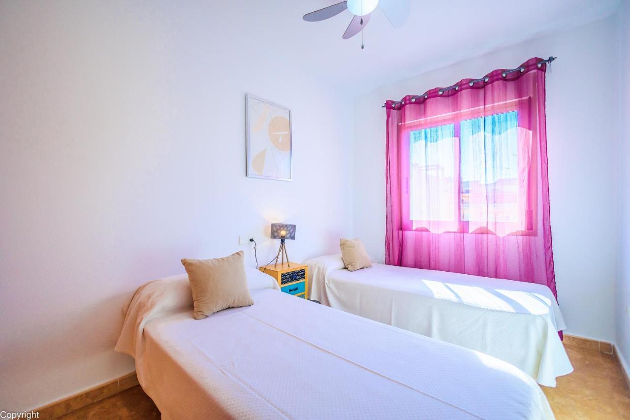 Apartamentos Madrid Torrevieja Exteriör bild