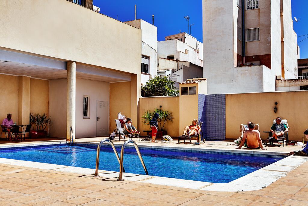 Apartamentos Madrid Torrevieja Exteriör bild