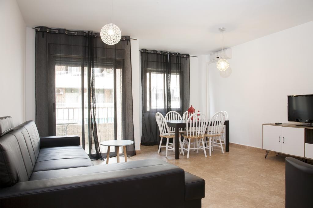 Apartamentos Madrid Torrevieja Exteriör bild